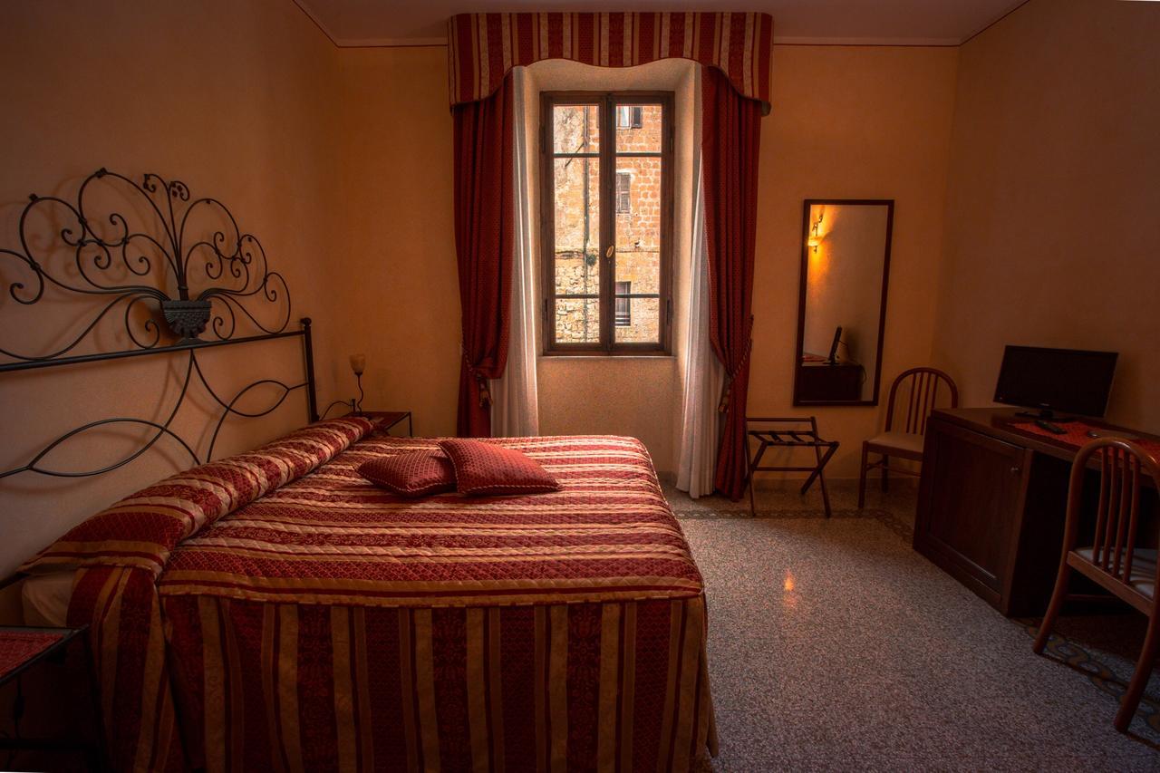 Albergo Guastini Pitigliano Exterior foto